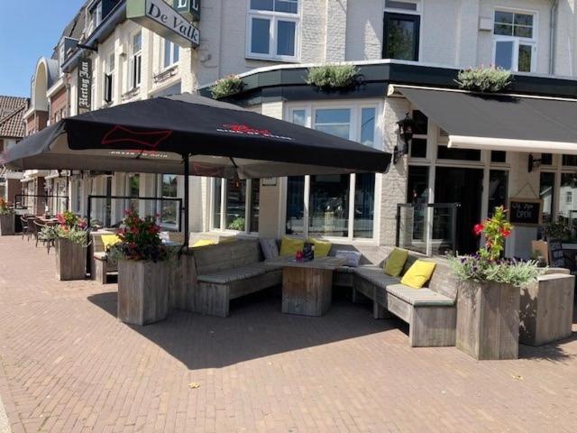 Hotel De Valk ファルケンスワールト エクステリア 写真