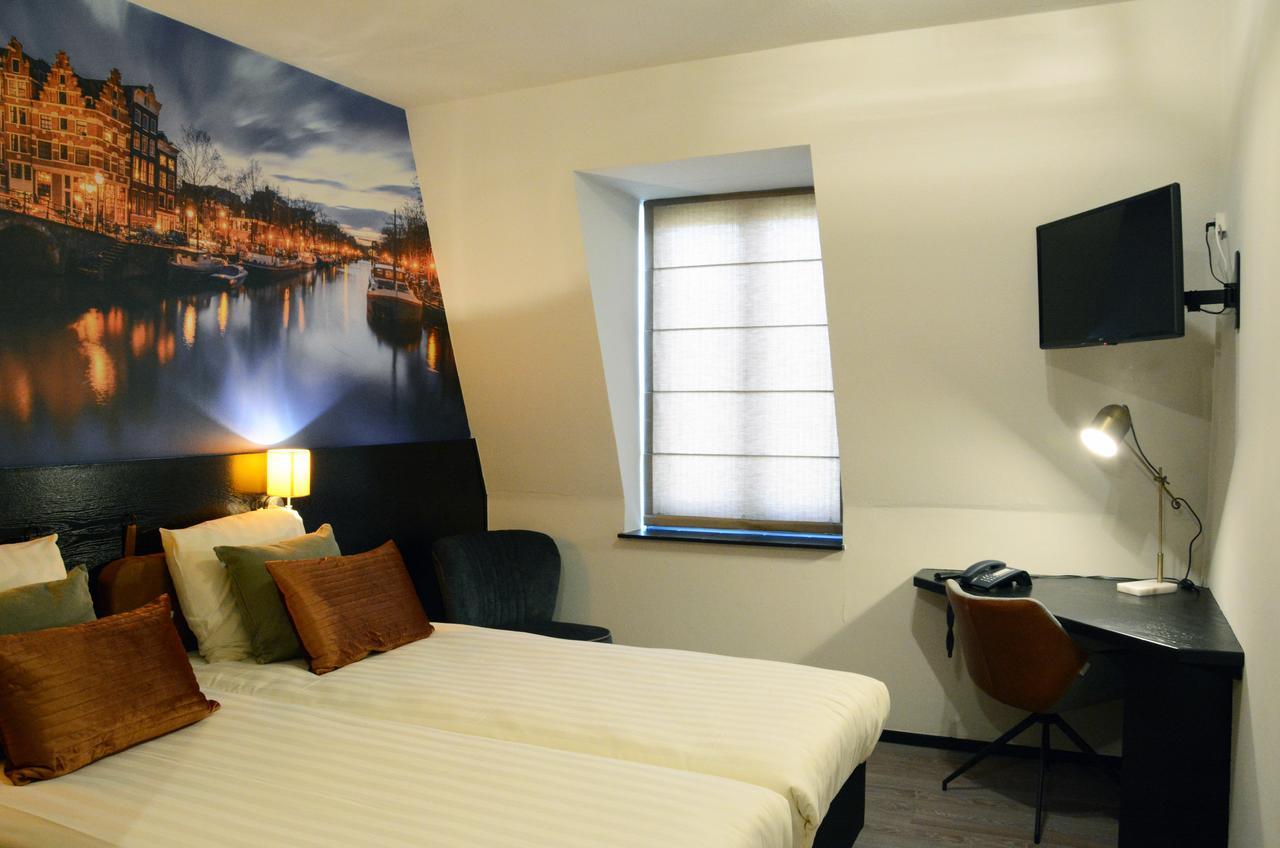 Hotel De Valk ファルケンスワールト エクステリア 写真