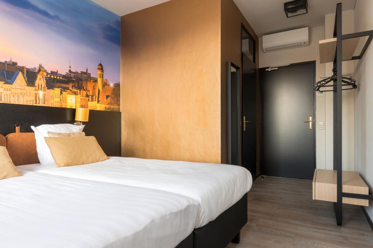 Hotel De Valk ファルケンスワールト エクステリア 写真