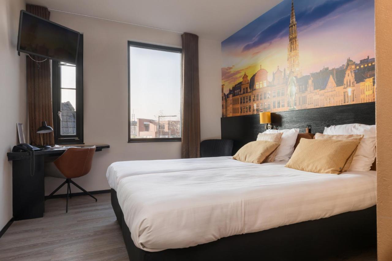 Hotel De Valk ファルケンスワールト エクステリア 写真